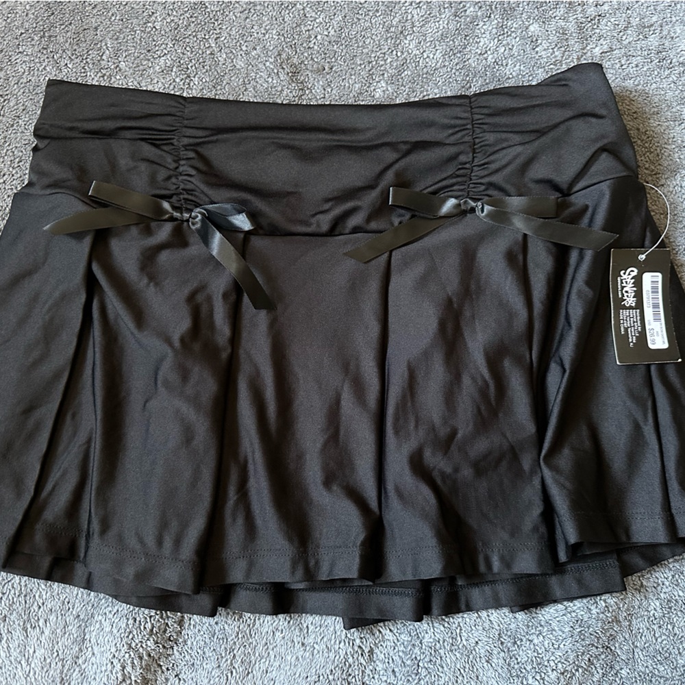 Black mini skirt